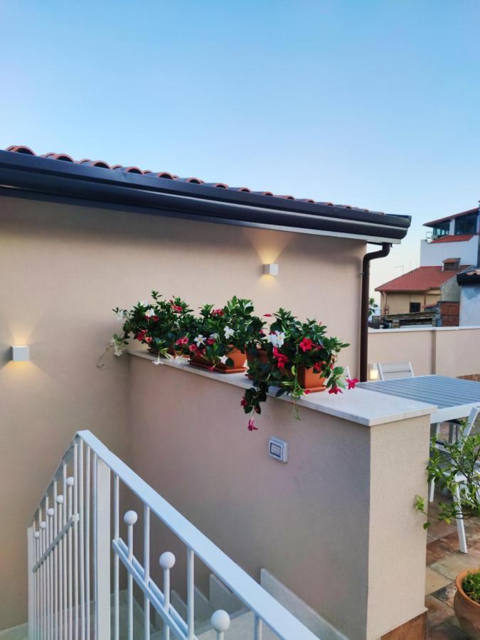 Taormina Apartments "Casa Di Anna" Luaran gambar